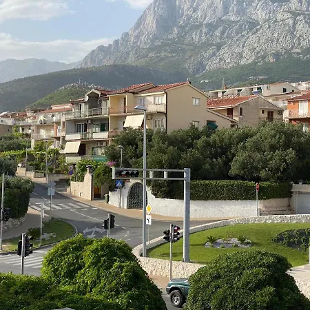 Apartamento Beus-five Min Form The Makarska