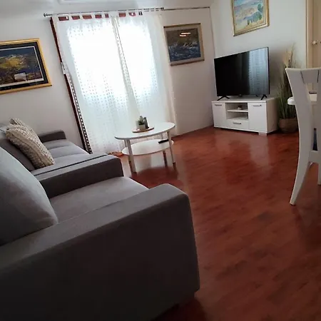 Beus Apartment *