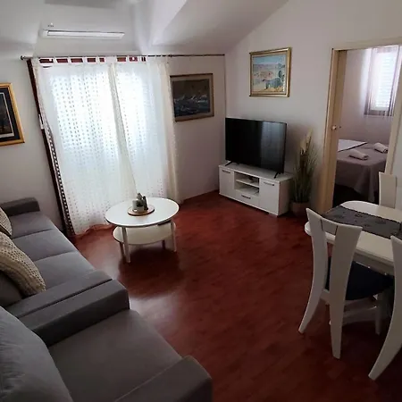 Beus Apartment *