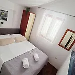 Beus-five Min Form The Makarska